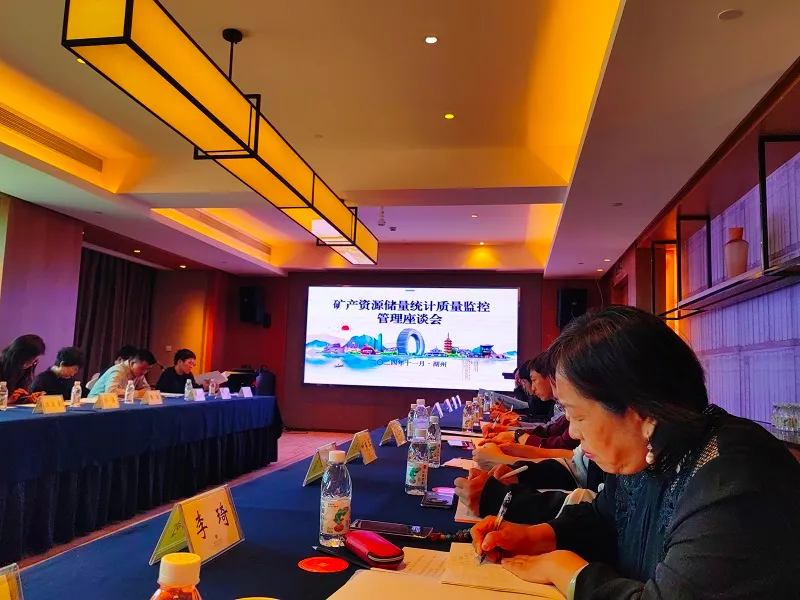 1979559969105510400.jpg 19114253k3ip.jpg