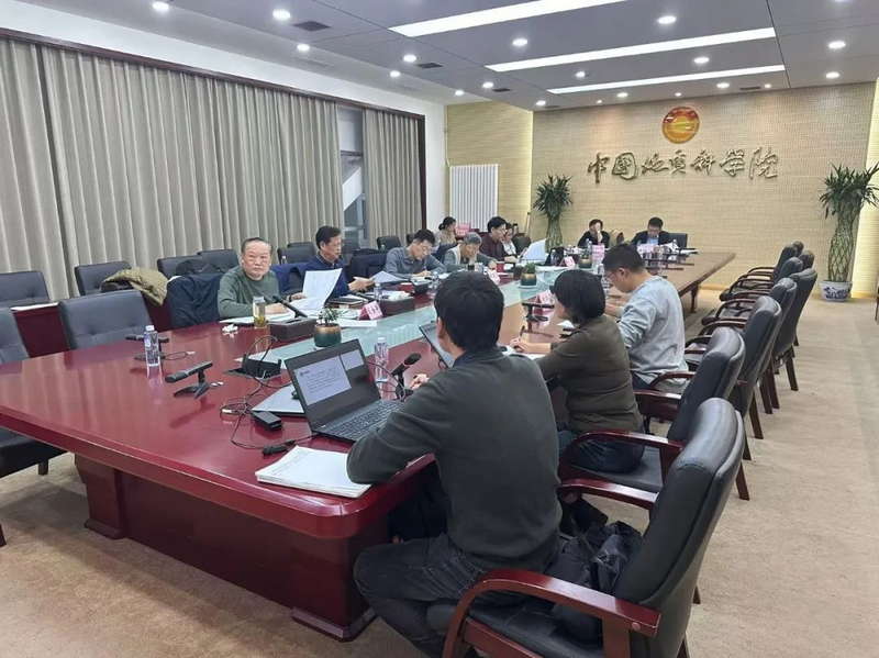 1979561359009775616.jpg 18082139hngz.jpg