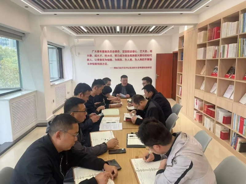 1979564508328099840.jpg 11110759qhnu.jpg