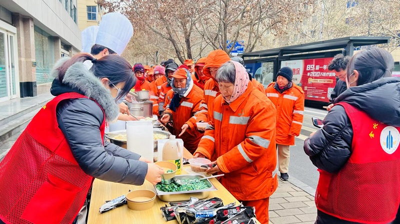 1979763407189897216.jpg 2210275426zf.jpg